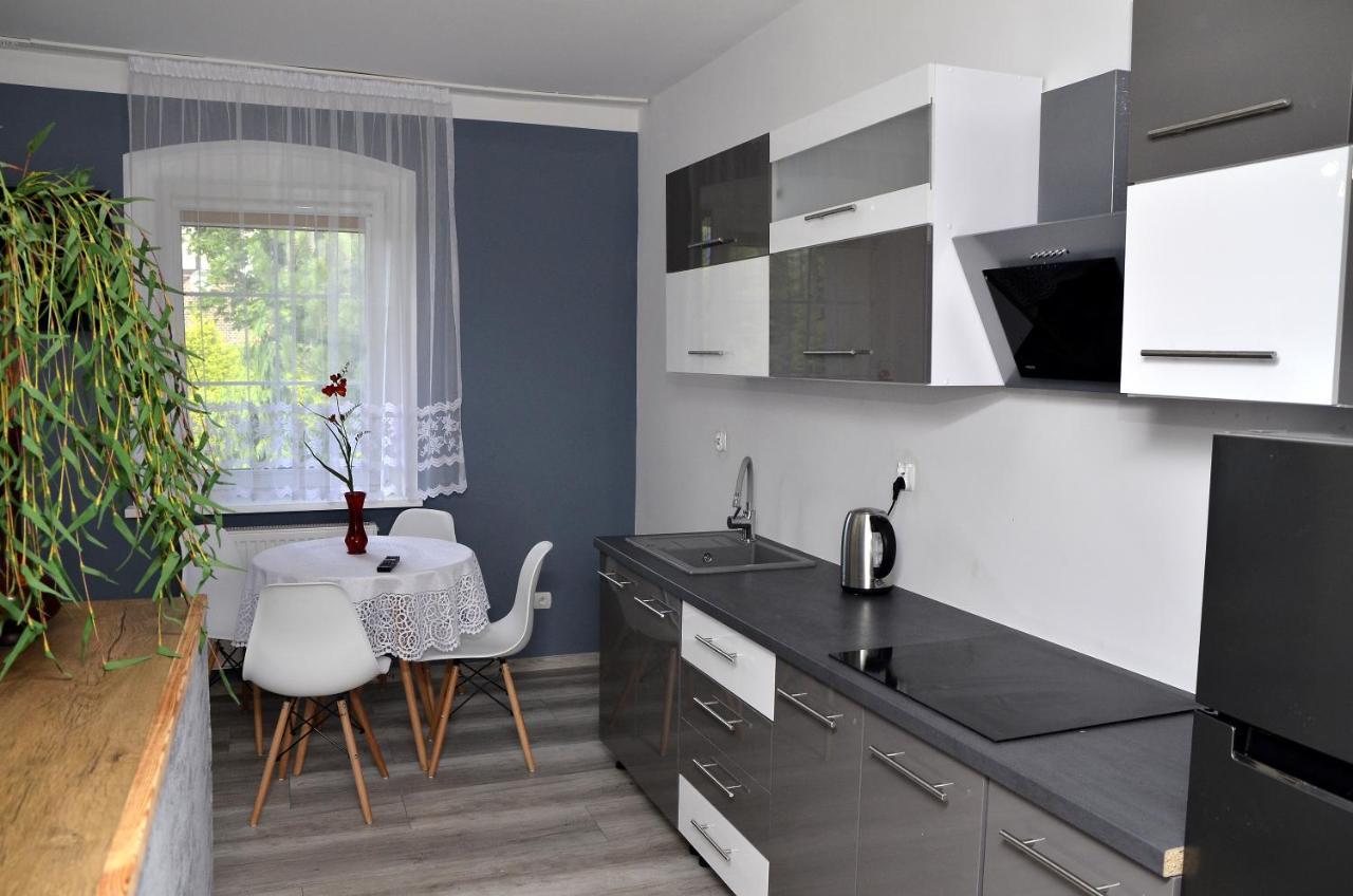 Hôtel Gosciniec Zapiecek à Stronie Śląskie Extérieur photo