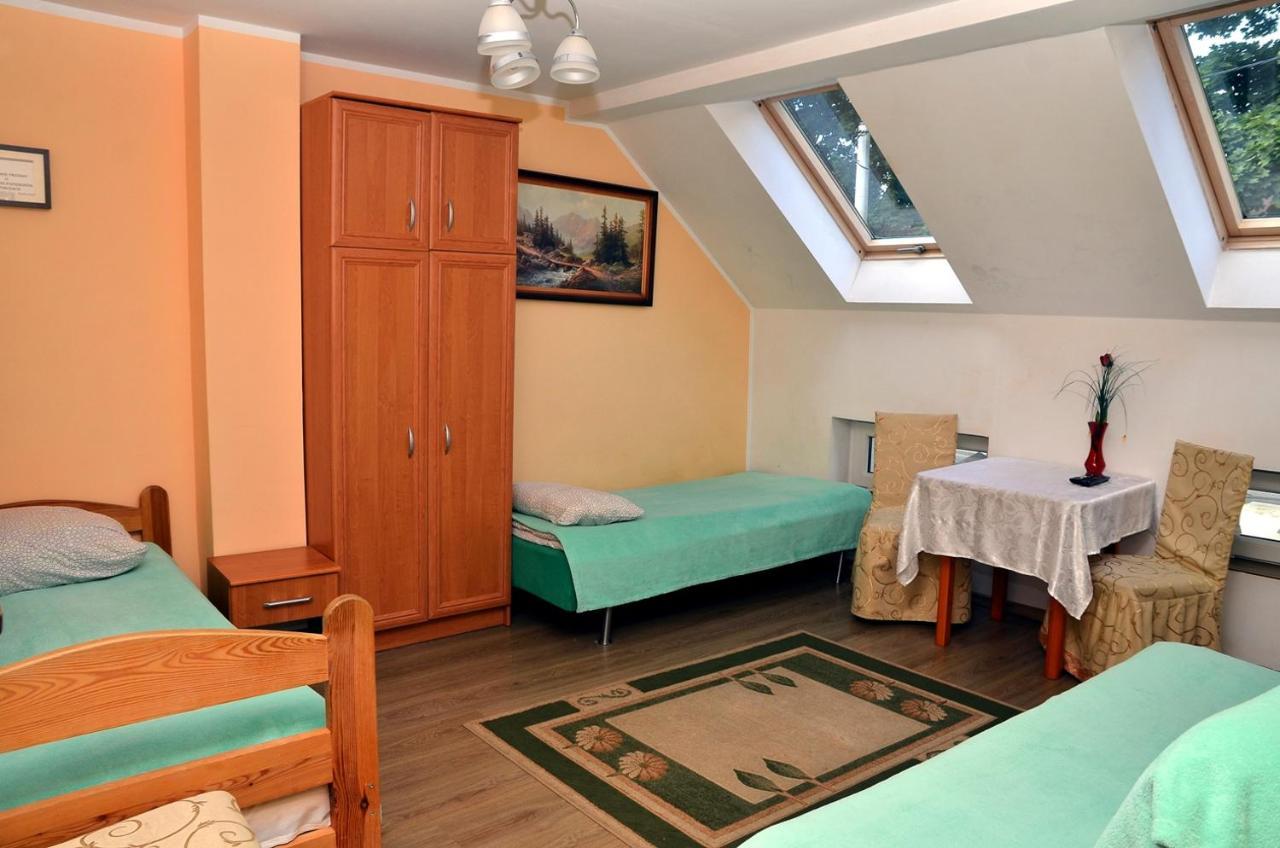 Hôtel Gosciniec Zapiecek à Stronie Śląskie Extérieur photo
