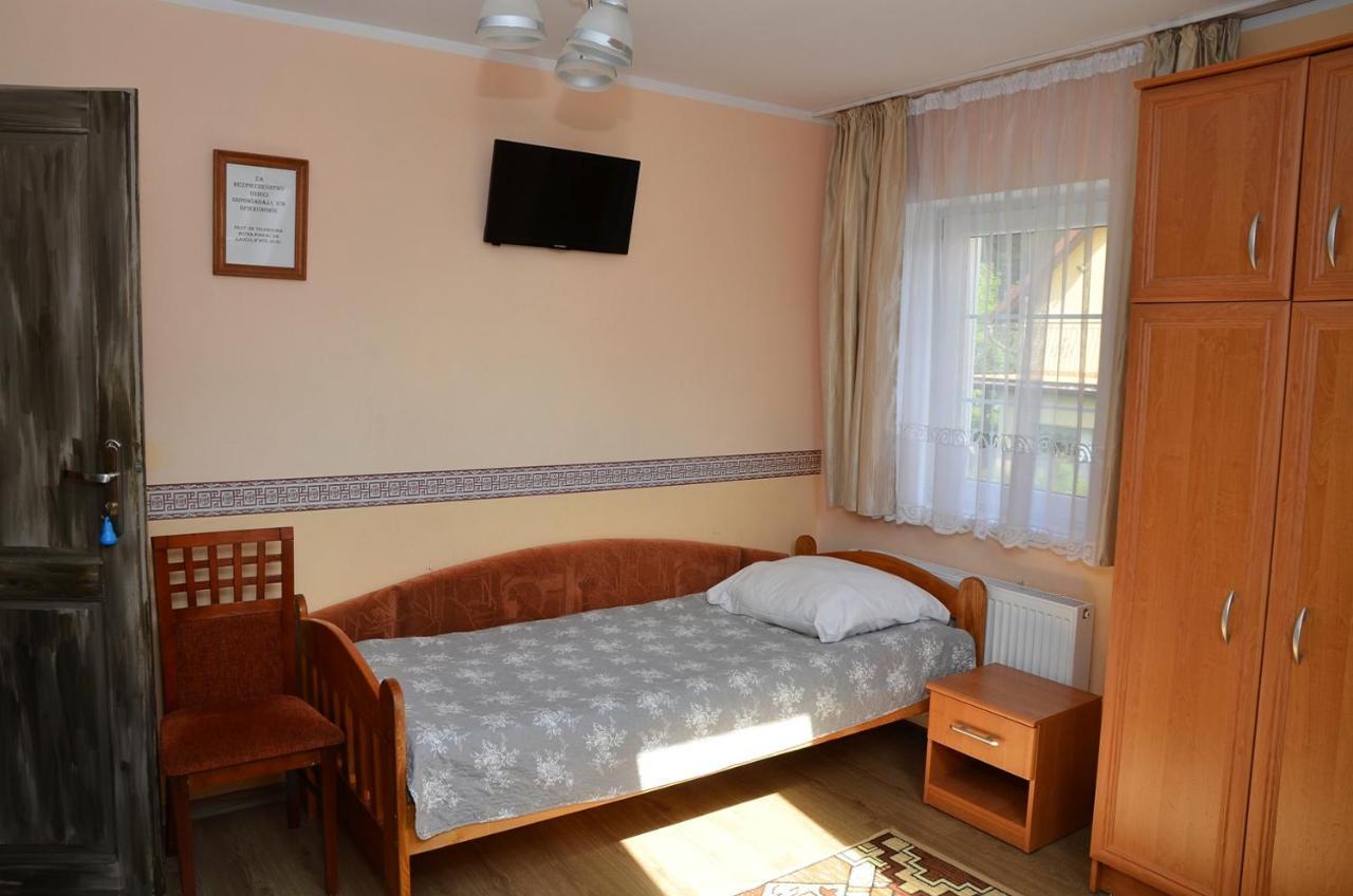 Hôtel Gosciniec Zapiecek à Stronie Śląskie Extérieur photo