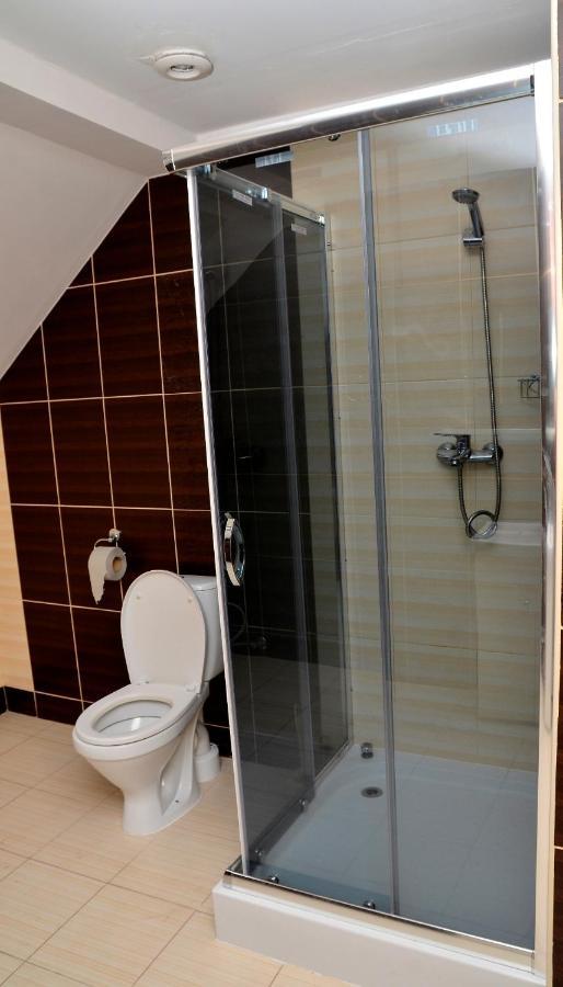 Hôtel Gosciniec Zapiecek à Stronie Śląskie Extérieur photo